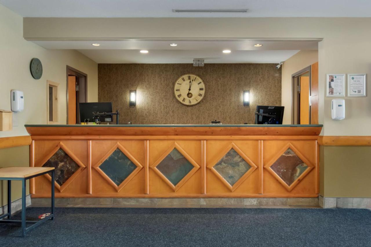 Best Western Plus Valemount Inn & Suites Eksteriør bilde
